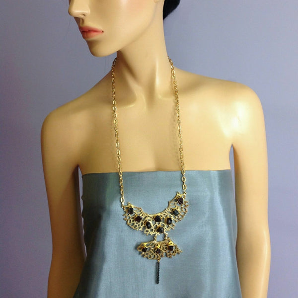 Mix Brown Golden Chain Statement Pendant Necklace