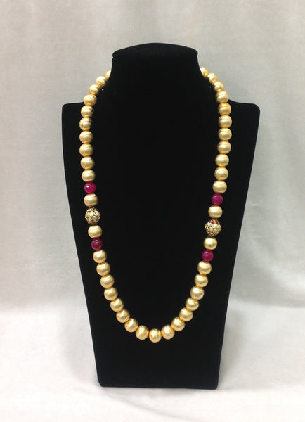 Graceful Golden Beads Necklace