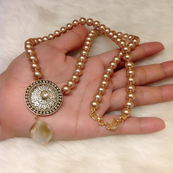 Medallion Pendant in Cream Rose and Mother of Pearls Necklace Set