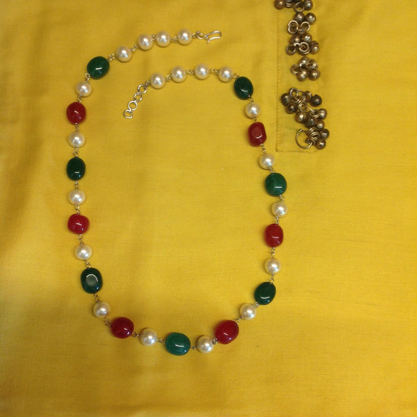 Allurement of Red and Green with Pearls Necklace