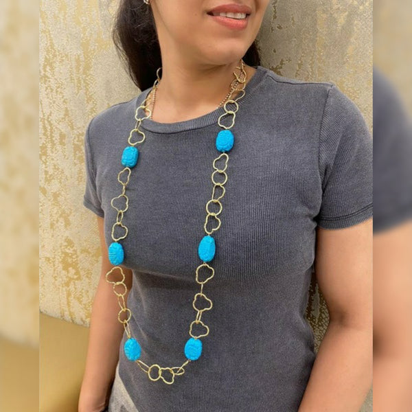 Enthralling Turquoise in Golden Spherical Chain Necklace