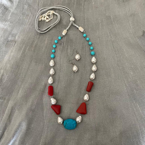 Opulent Turquoise with White Pearl Droplet Necklace Set