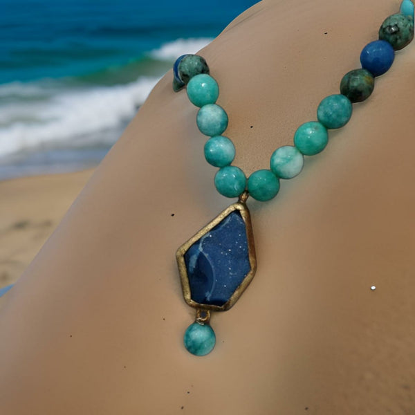 Splendid Shades of Blue Gemstones Necklace