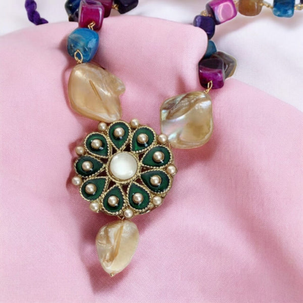 Affluence of Multicolor Stones with MOP Necklace Set