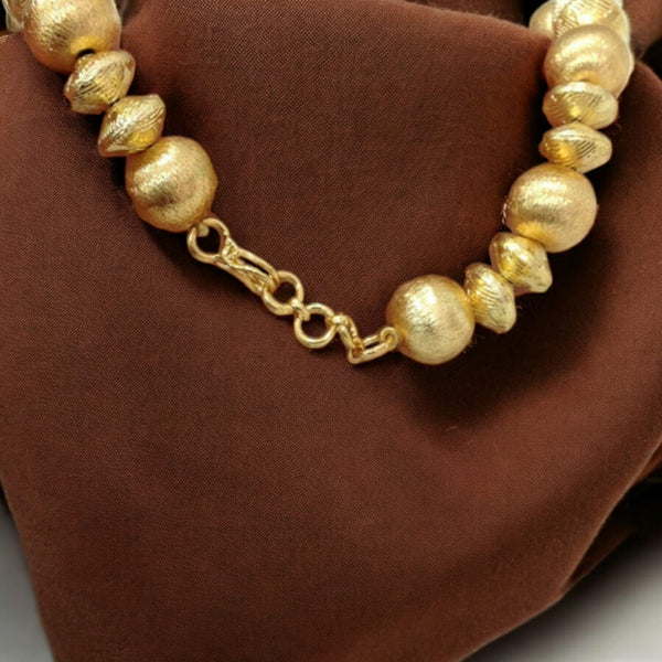 Enchantres Golden Allure Beads Necklace