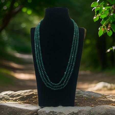 Majestic Emerald Green 3 Stranded Necklace