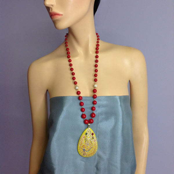 Lemon Handworked Pendant With Synthetic Beads Necklace
