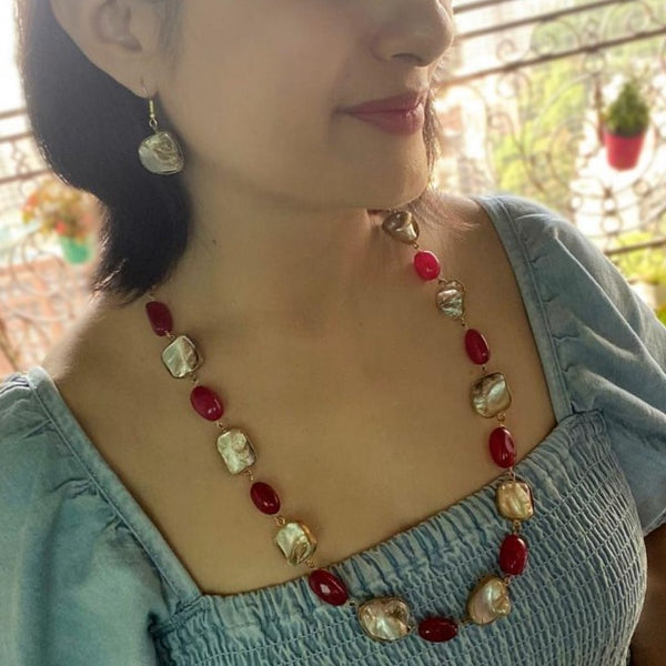 Carmine Red Agate and Mother of Pearl Necklace Set