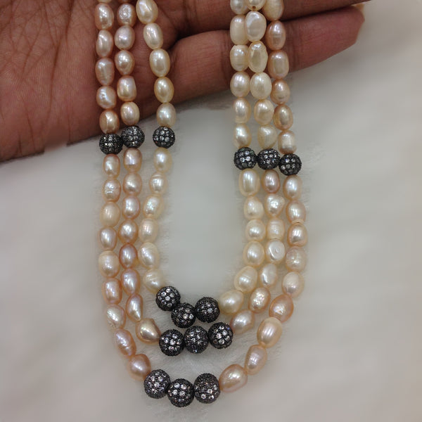 Light Peach Fresh Water Pearl Necklace