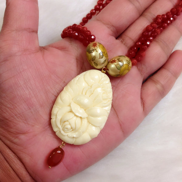 Carnelian Hand-painted Carved Necklace Set