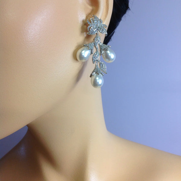 Flower Blossom Zircon Pearl Earrings
