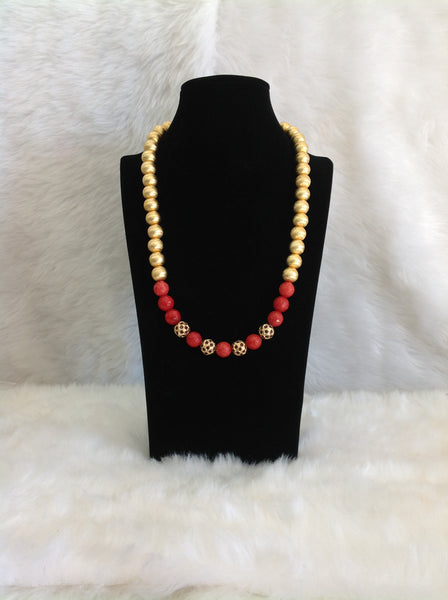 Enigmatic Pastel Red Gemstones Golden Beads Necklace
