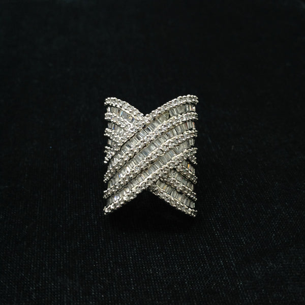 Adorable Zigzag Crystal Ring