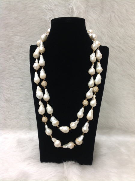 Dazzling Baroques Necklace