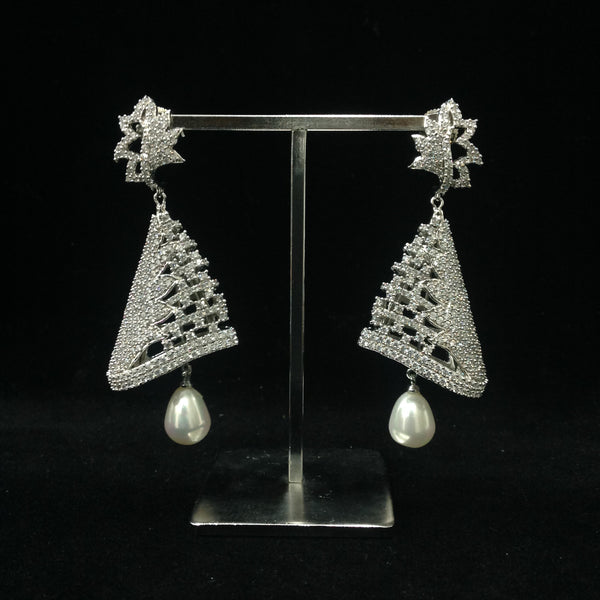 Dainty duchess Long Earrings