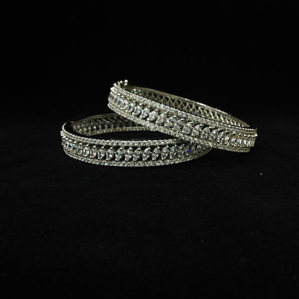 Graceful Droplets of Crystal Bracelet