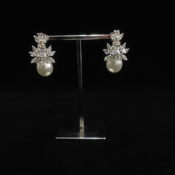 Elegant Rich Pearl With Crystal Earrings