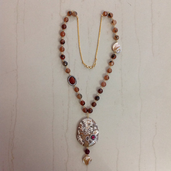 Eminent Hues of Caramel Brown with Statement Pendant Necklace