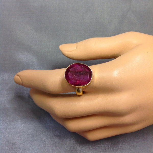 Poignant Pink Agate Gold Ring