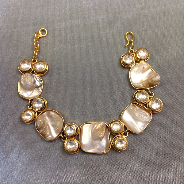 Delightful MOP And Kundan Openable Bracelet