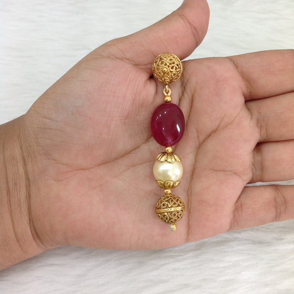 Sangria Red Gemstones Golden Handcarved Necklace Set