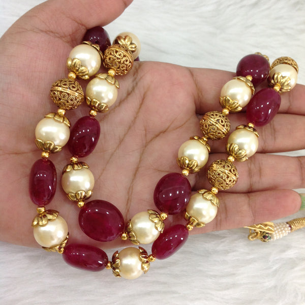 Sangria Red Gemstones Golden Handcarved Necklace Set