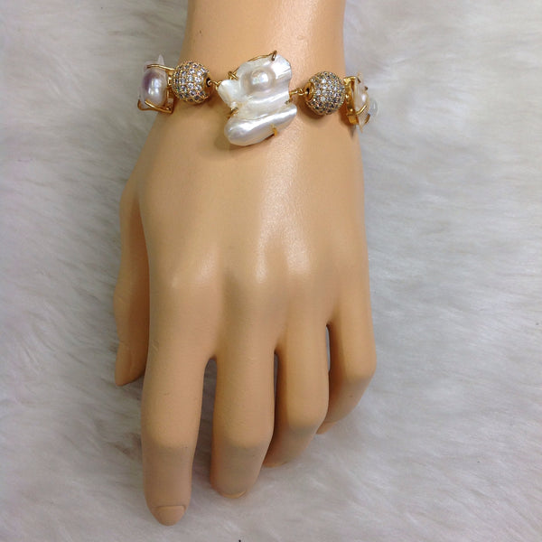 Glorious Baroque Pearls Bracelet