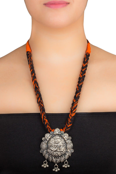 Paisley Idol Motif Temple Necklace
