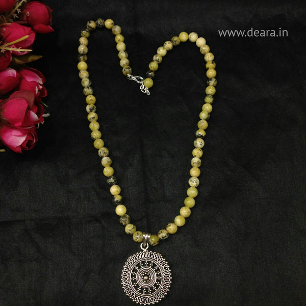 Splendid Lemon Yellow Gemstones With Silver Pendant Necklace