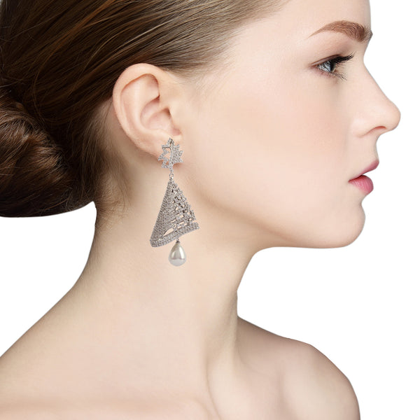 Dainty duchess Long Earrings